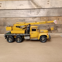 Retro kraanwagen geel